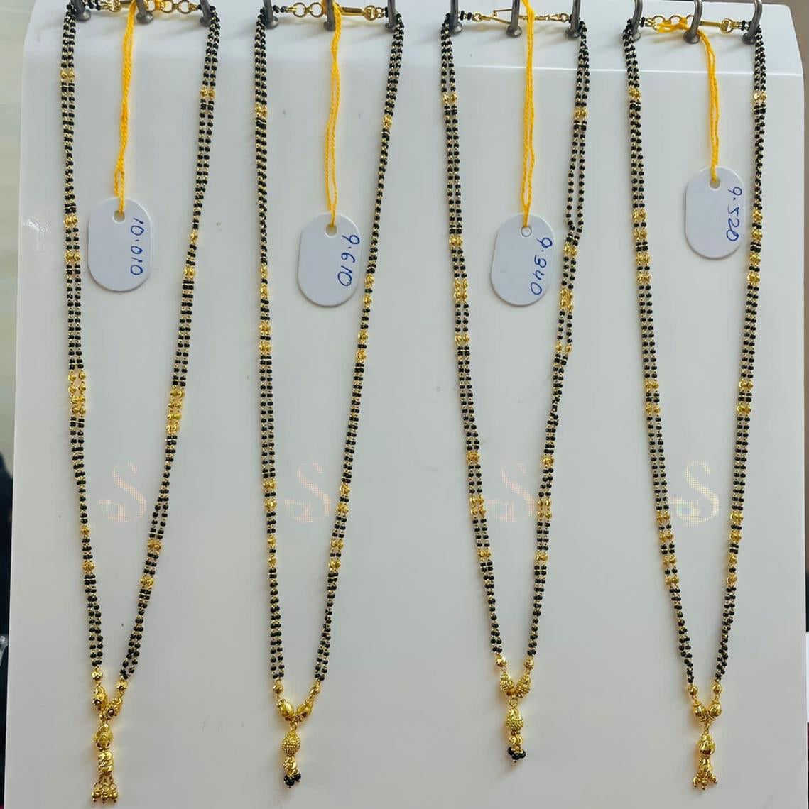 Small pendant Short Mangalsutra