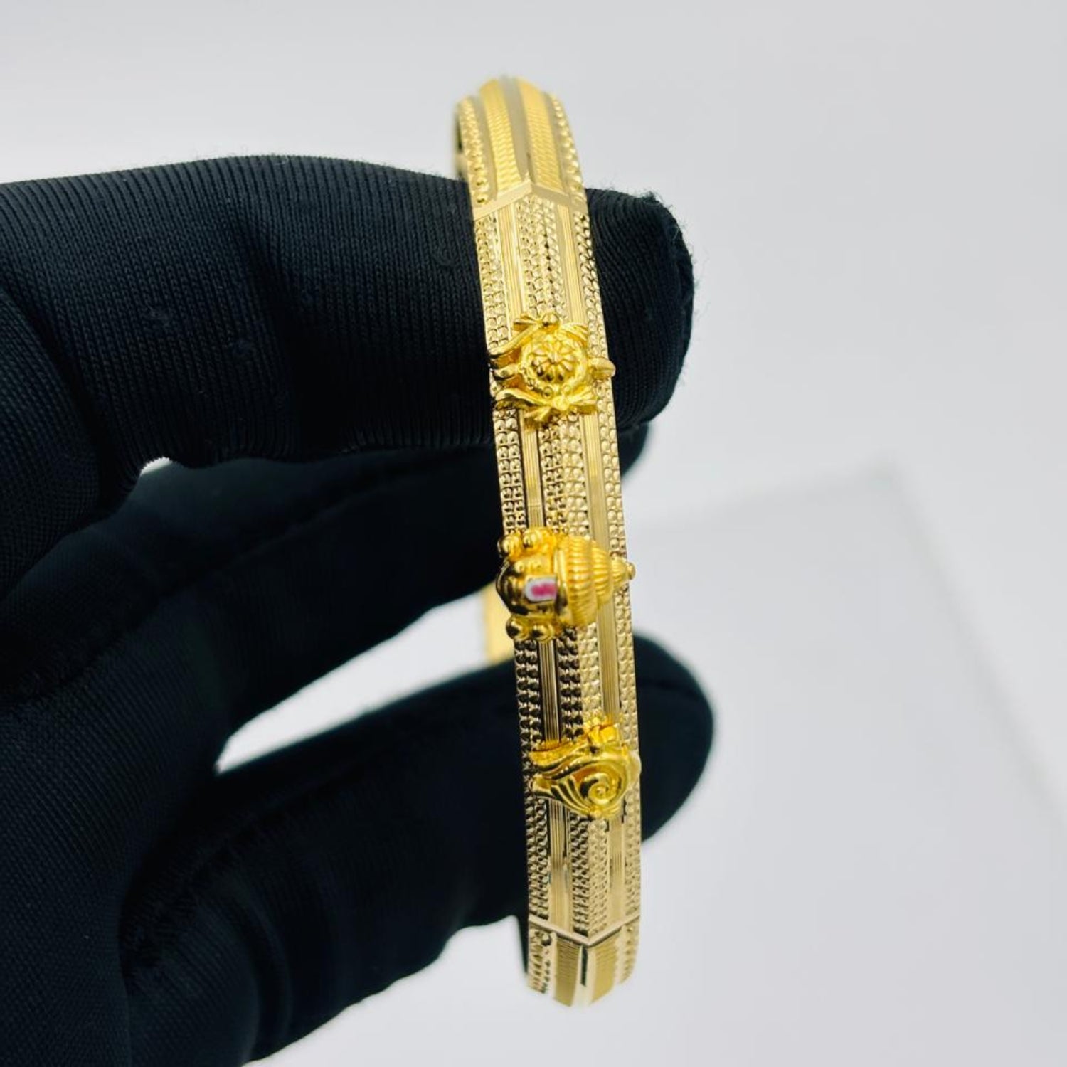 30gms stylish mens kada