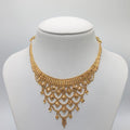 Gold necklace on a mannequin bust with weight information.